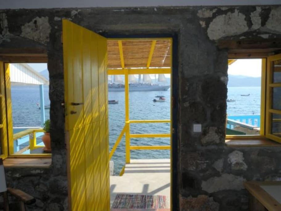 Klima  The Yellow Boat House מראה חיצוני תמונה
